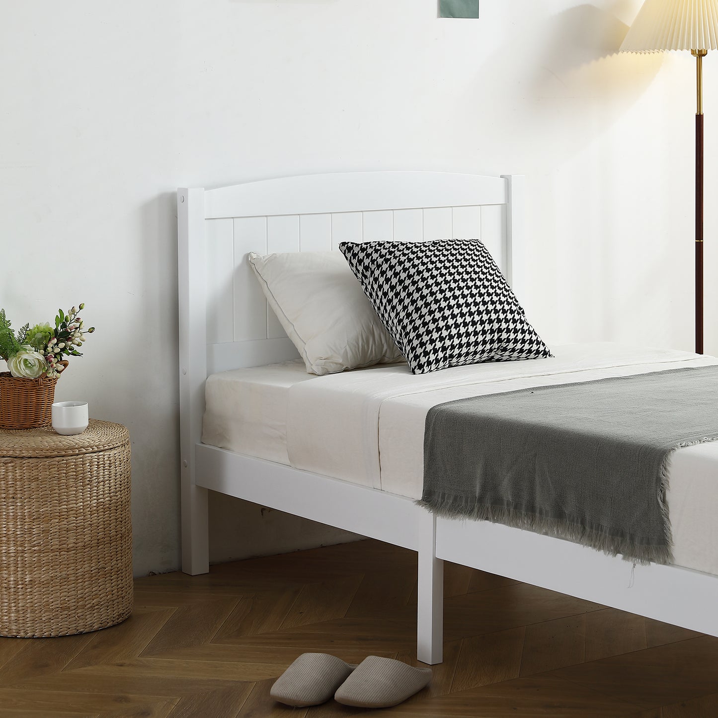 Twin Pine Single-Layer Core Vertical Stripe Full-Board Curved Bed Head With The Same Bed Foot White Wooden Bed(Alternate code: 58465471)